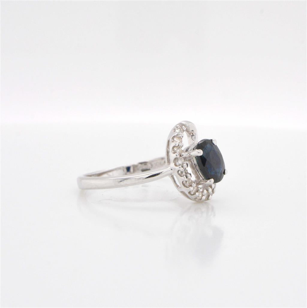 18K White Gold Sapphire & Diamond Ring