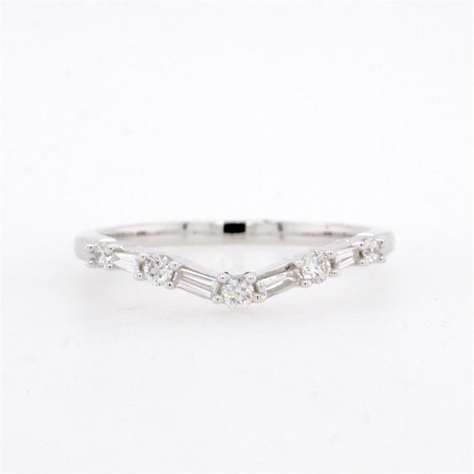 14K White Gold Chevron Band