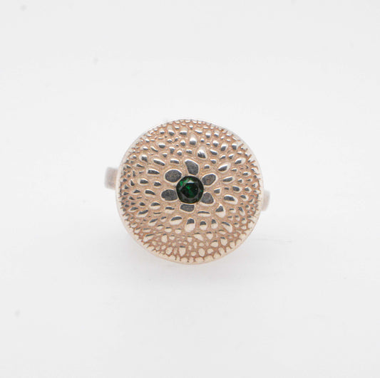 Sterling Silver Fashion Ring With Green Stone