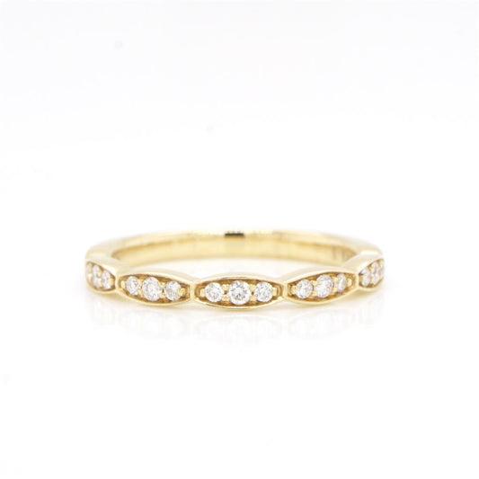 14K Yellow Gold Vintage Style Diamond Band