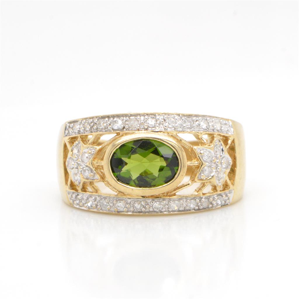 10K Yellow Gold Green Tourmaline & Diamond Ring